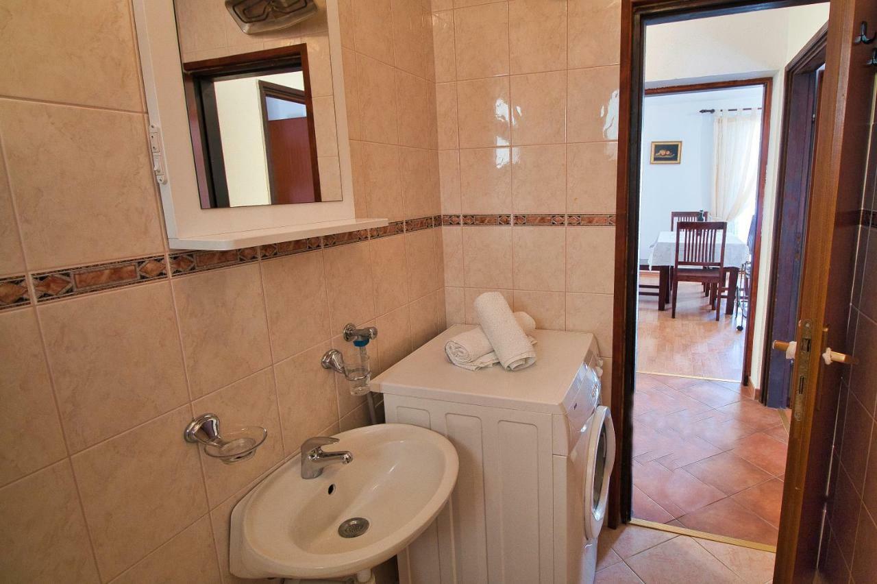 Apartments Si Rovinj Exterior photo