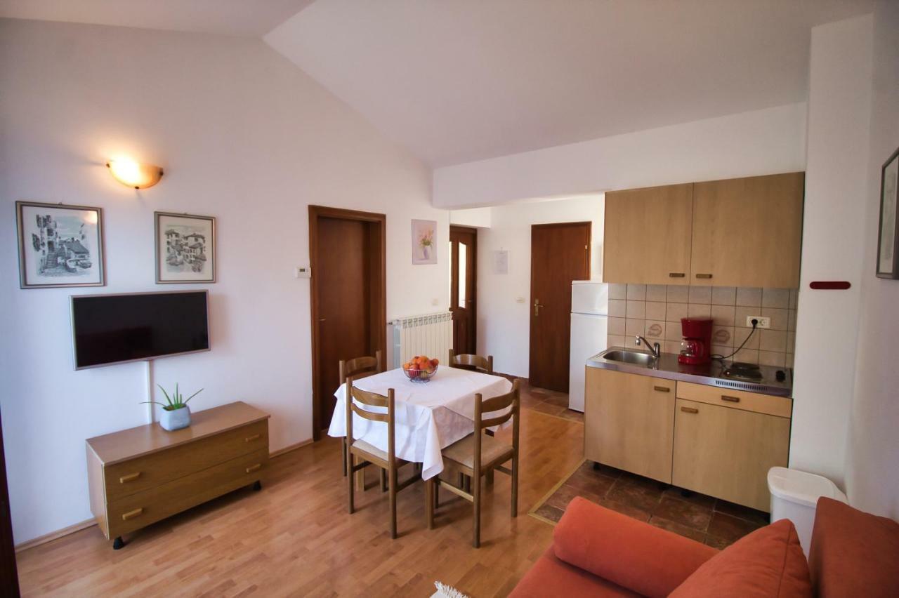 Apartments Si Rovinj Exterior photo