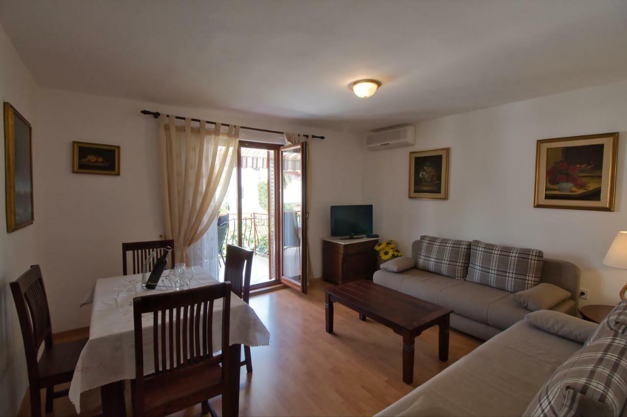 Apartments Si Rovinj Exterior photo