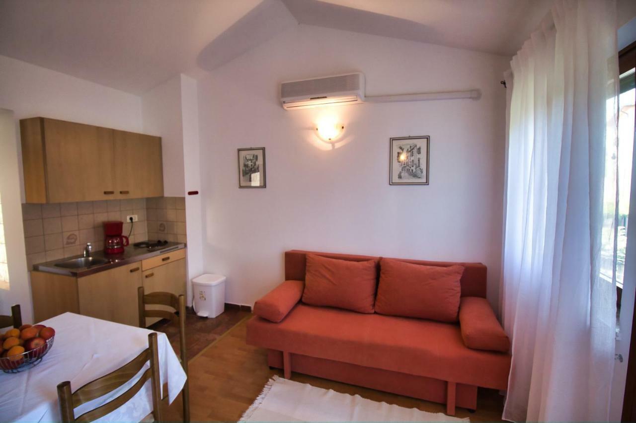 Apartments Si Rovinj Exterior photo